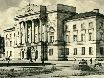 Mostowski-palota palac mostowski kesz